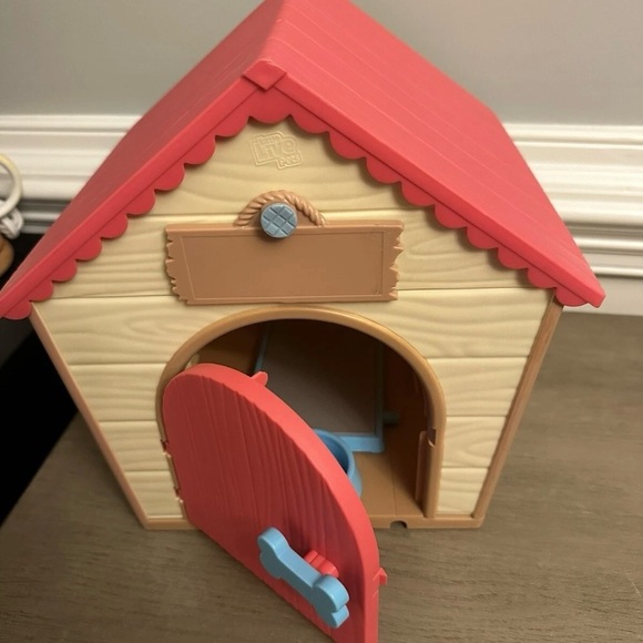 Little Live Pets Rosie Doghouse Playset | Interactive Puppy House | Kids Toy - Picture 2 of 8